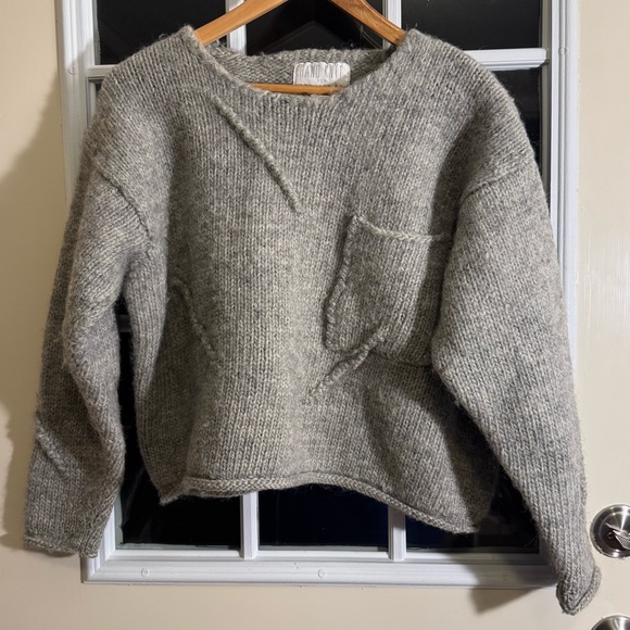 The Limited Gray Crew Neck Boxy Pebble 100% Wool Hand Knit Sweater - Picture 7 of 12